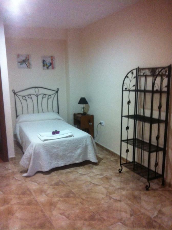 Гостевой дом La Casita Santa Barbara Macastre Экстерьер фото