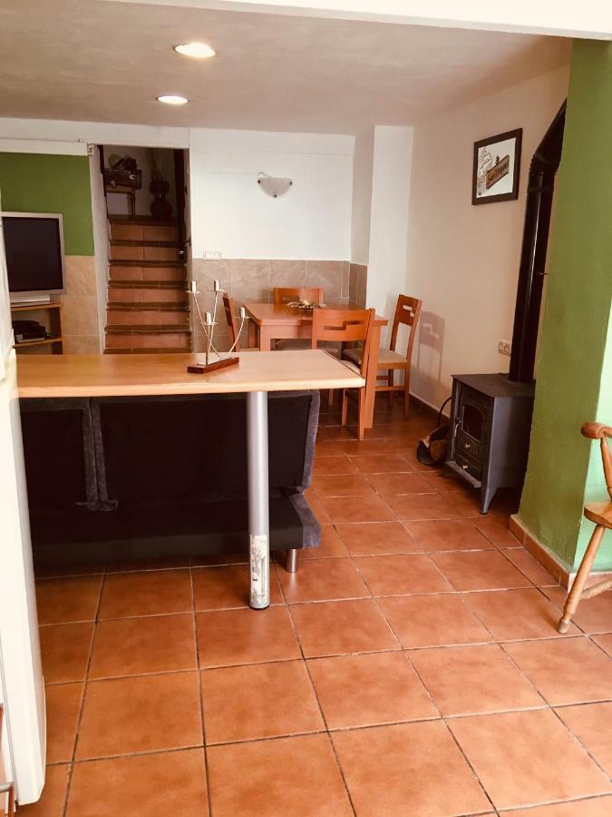 Гостевой дом La Casita Santa Barbara Macastre Экстерьер фото