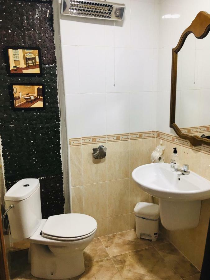 Гостевой дом La Casita Santa Barbara Macastre Экстерьер фото