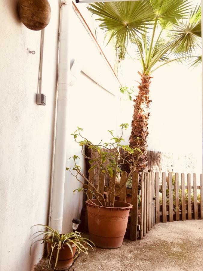 Гостевой дом La Casita Santa Barbara Macastre Экстерьер фото